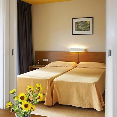 In Castell-platja D'aro Mit Garten, Gemeinsamem Pool Und Terrasse Appartamento