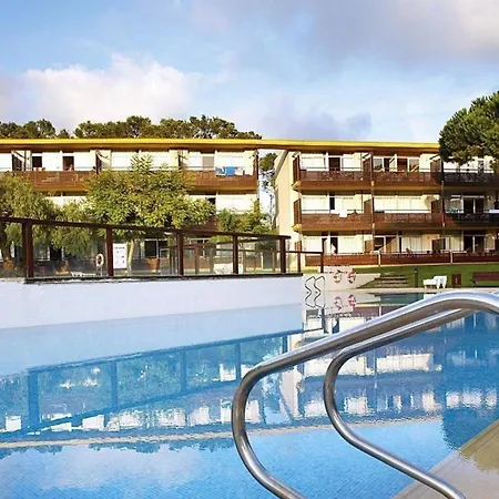 Appartamento In Castell-platja D'aro Mit Garten, Gemeinsamem Pool Und Terrasse